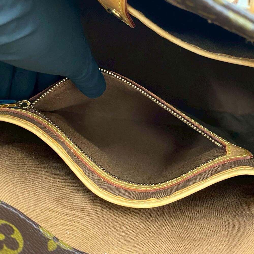 LOUIS VUITTON Brown Monogram Leather Shoulder Bag - Picture 10 of 10